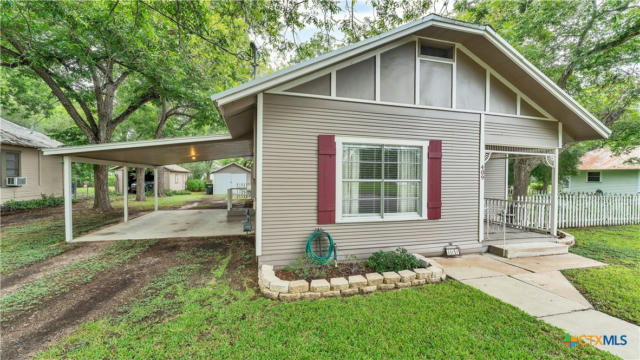 409 N AVENUE G, SHINER, TX 77984 - Image 1