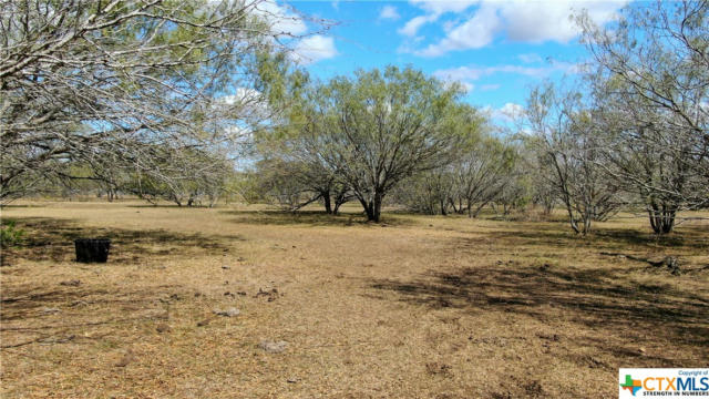 812 COUNTY ROAD 415, STOCKDALE, TX 78160, photo 2 of 13