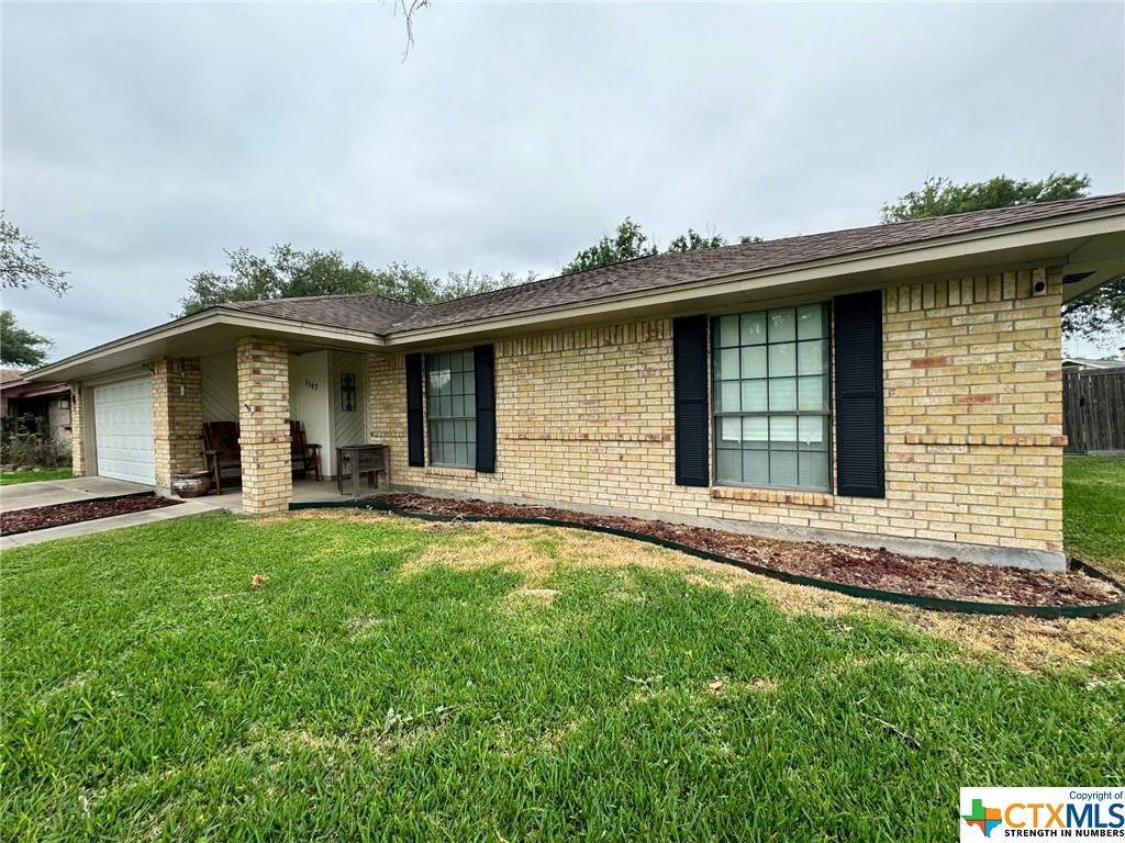 1107 WESTWOOD ST, VICTORIA, TX 77901, photo 1 of 25