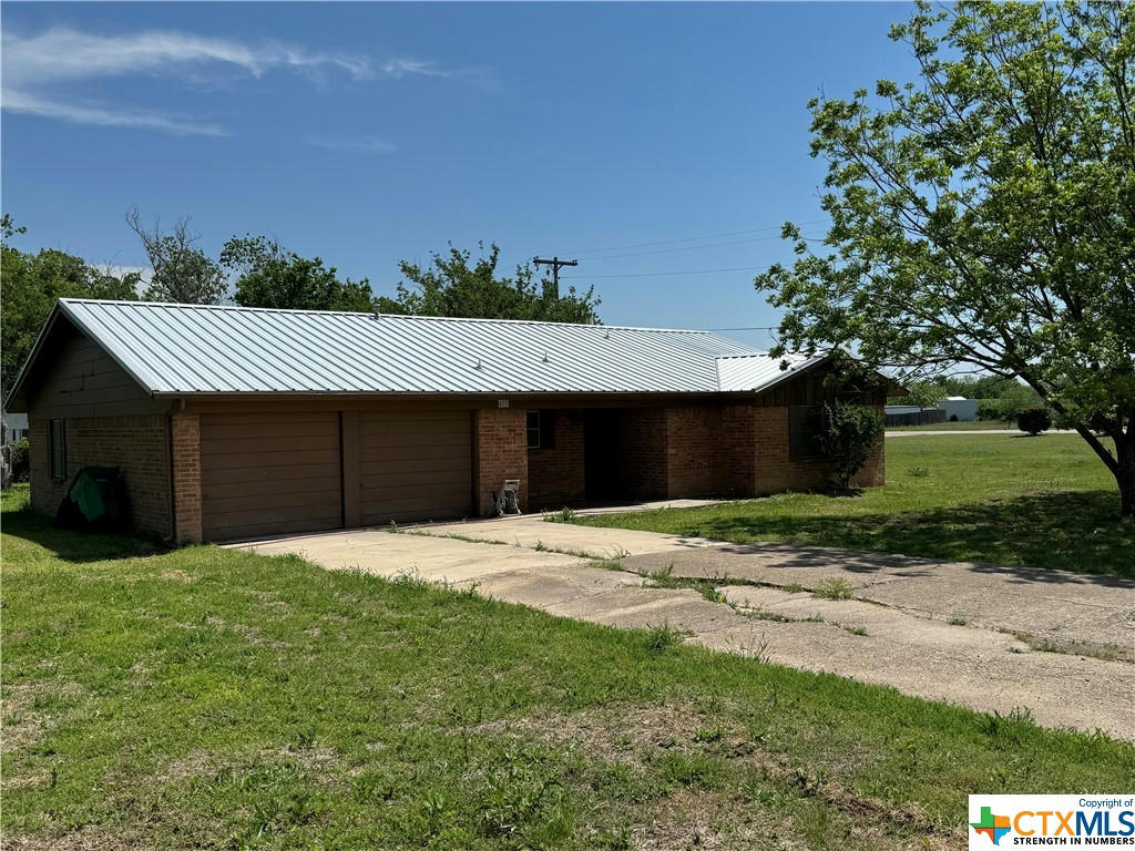 472 SPARKS DR, EVANT, TX 76525, photo 1 of 24