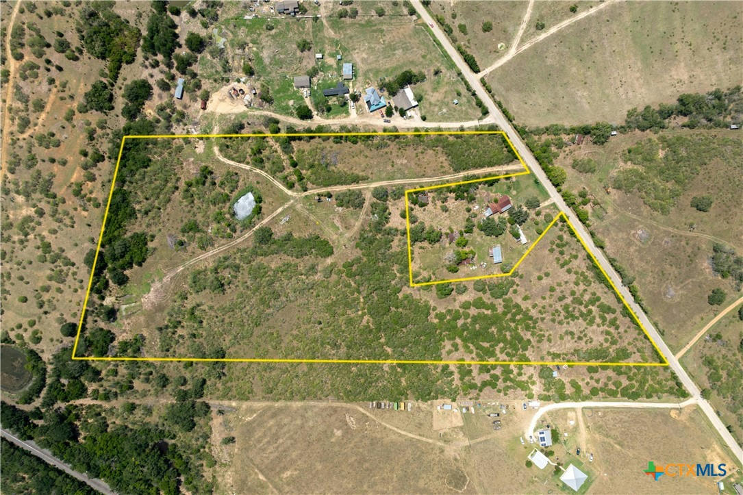 1516 TRACK RD, RED ROCK, TX 78662, photo 1 of 25