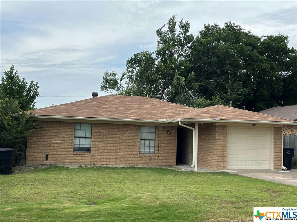 1315 N 10TH ST, TEMPLE, TX 76501, photo 1 of 18