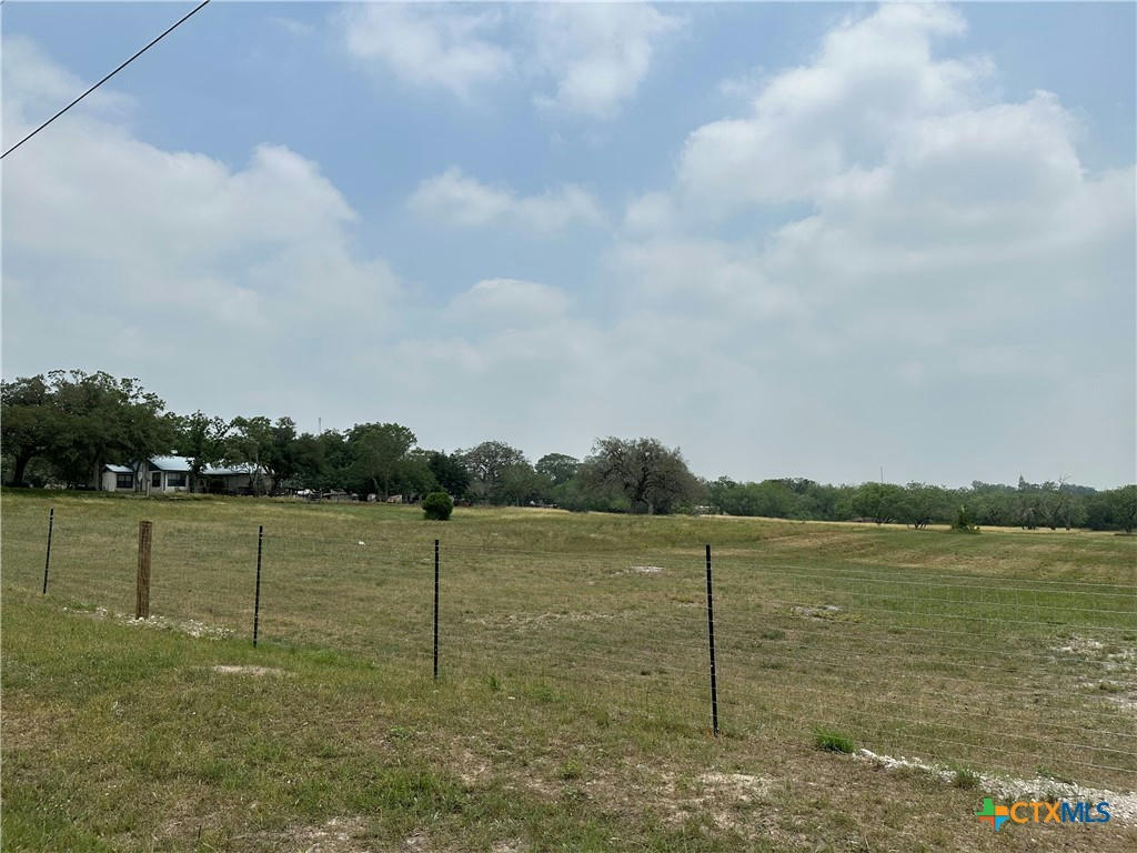 725 POST OAK ST, GOLIAD, TX 77963, photo 1 of 5