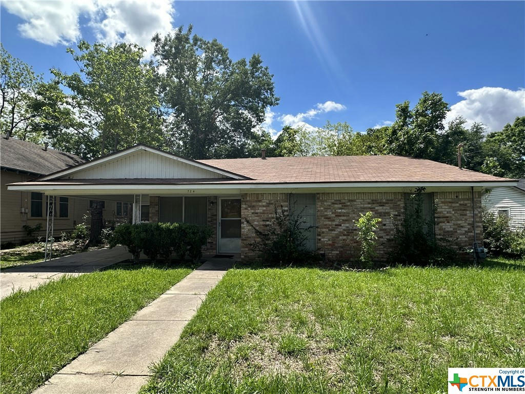 724 FOSTER ST, MARLIN, TX 76661, photo 1 of 18