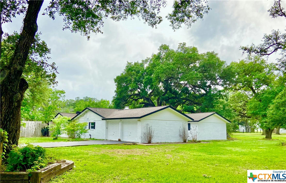 115 JAY ST, BOLING, TX 77420, photo 1 of 48