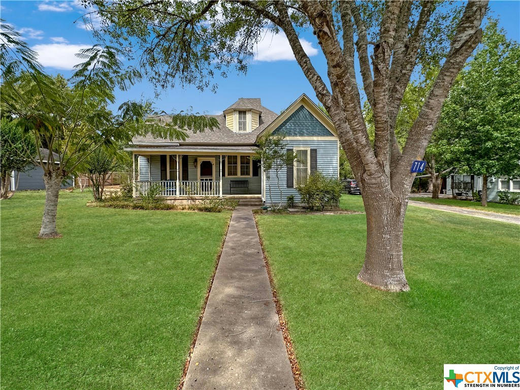 714 S FAIRES ST, FLATONIA, TX 78941, photo 1 of 23