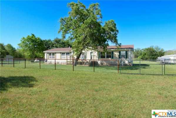 575 KINSEY TRL, LULING, TX 78648, photo 3 of 48