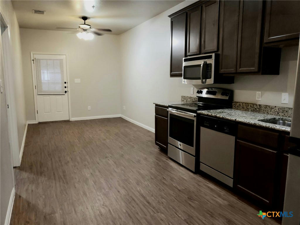 165 S GUADALUPE ST APT 211, SAN MARCOS, TX 78666, photo 1 of 16