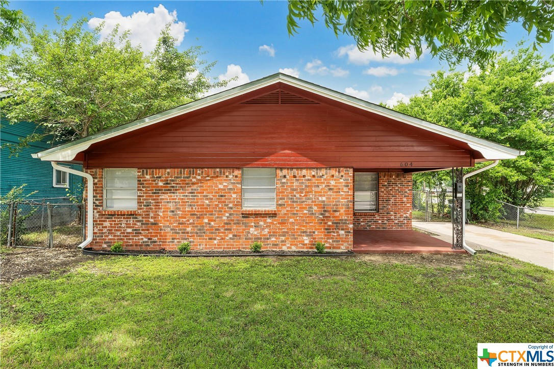 604 S 15TH ST, TEMPLE, TX 76504, photo 1 of 23
