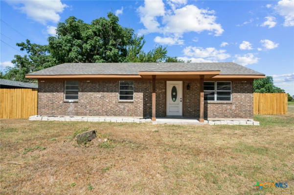 1102 N AUSTIN AVE, CAMERON, TX 76520 - Image 1