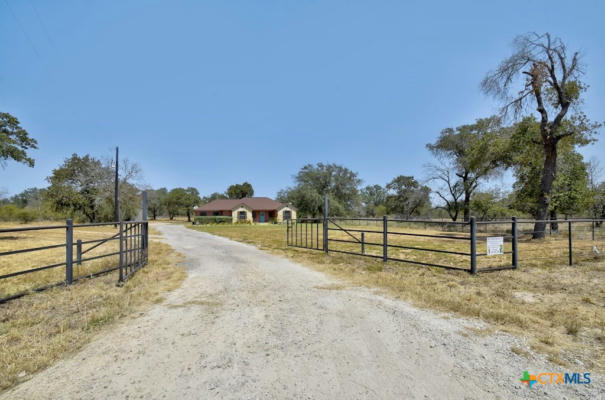 421 COUNTY ROAD 785, NATALIA, TX 78059, photo 3 of 42